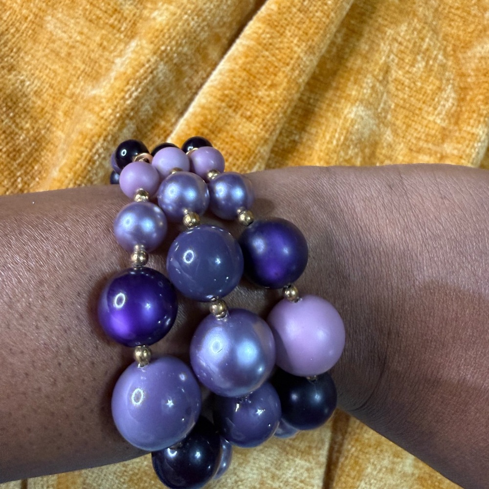 Elegant Purple and Gold Beaded Bracelet